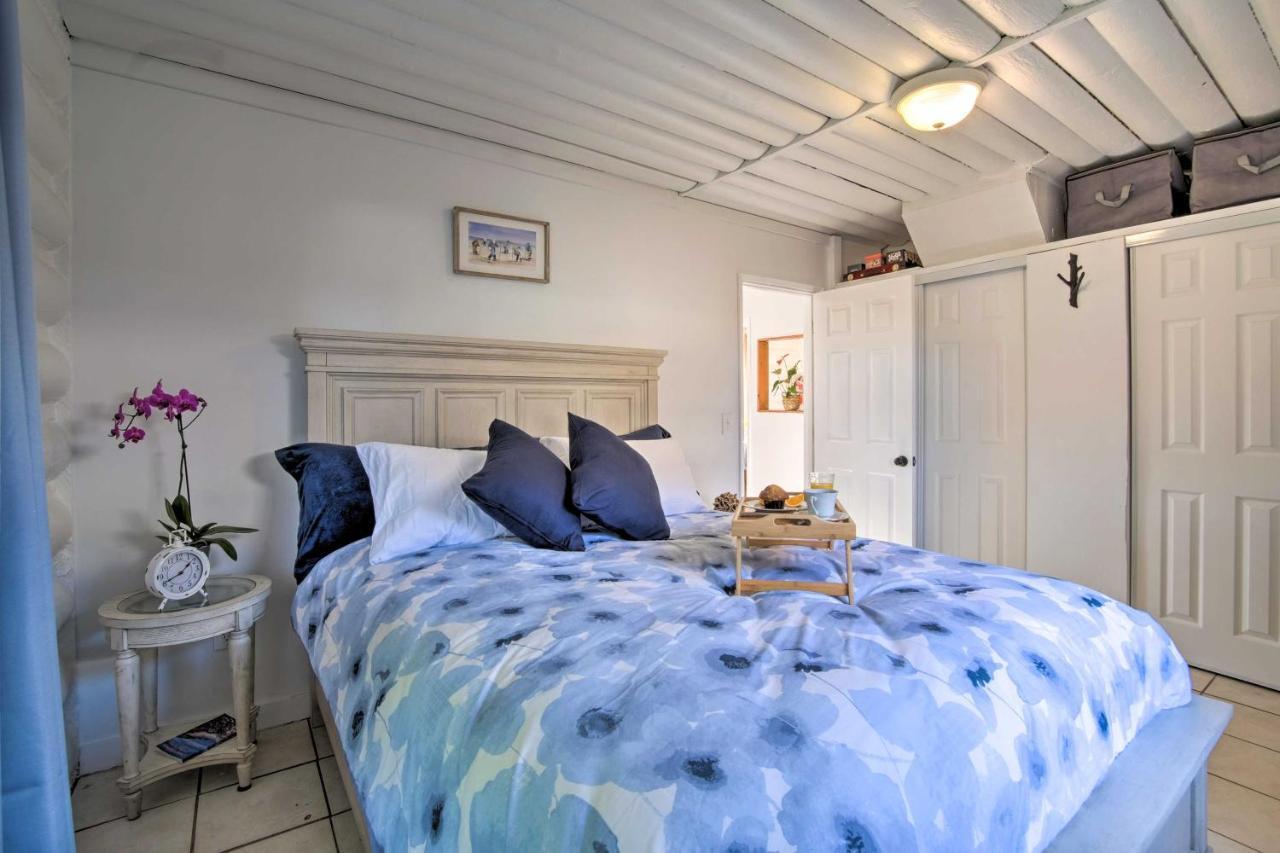 Unique Dog-Friendly Log Cabin Short Walk To Ocean Crescent City Bagian luar foto